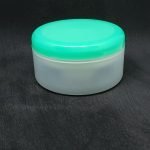 Pote plástico HDPE color natural tapa verde 25 gr