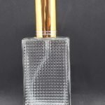 Frasco vidrio base rectangular una cara catedral 18/410 con atomizador