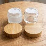 Pote Vidrio Satinado o Transparente con Tapa Bamboo Plástico 50g